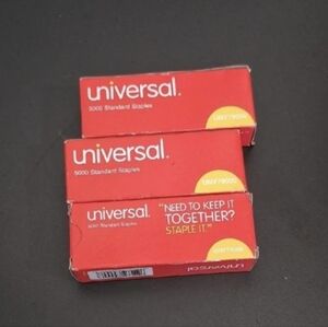 Universal Red Staple Boxes 5000 Staples